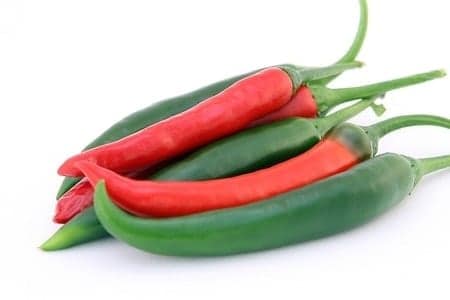 What Food Can Pomeranians Not Eat? (30+ Risky Ingredients) 10 Spicy peppers