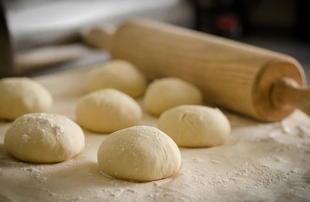 What Food Can Pomeranians Not Eat? (30+ Risky Ingredients) 30 Yeast dough